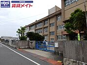 津市立育生小学校 276m