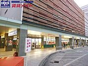 ぎゅーとらTRY　mart．津新町店 724m