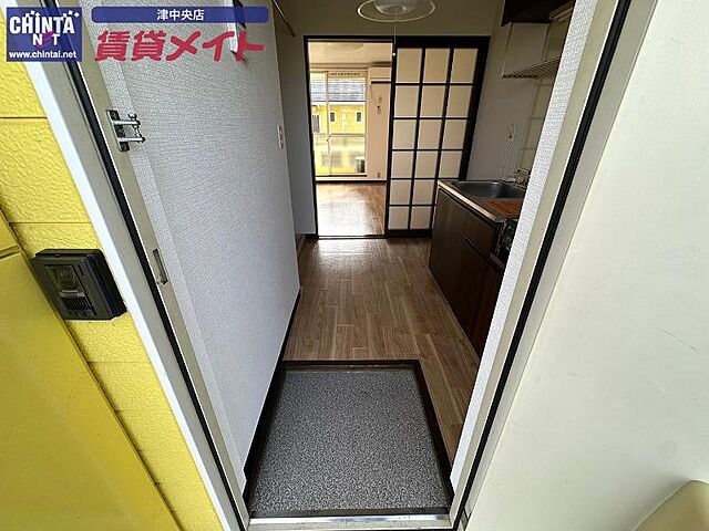 玄関