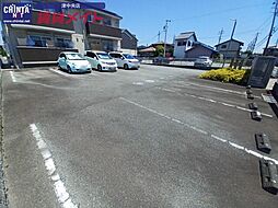 7 / 11