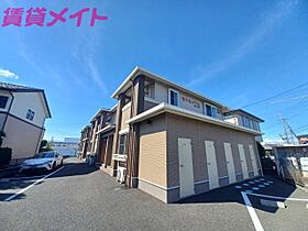 グレーシア  ｜ 三重県鈴鹿市住吉2丁目（賃貸アパート1LDK・1階・40.68㎡） その1