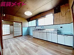 (仮）岸岡町貸家 1階5DKのリビング/ダイニング