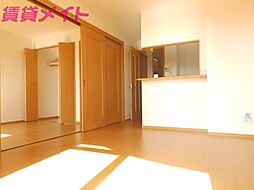 シルクスクェア