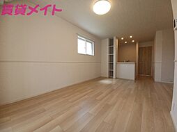 オーシャンロードタウンVII 1階1LDKのリビング/ダイニング