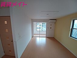 タルタルーガI 1階1LDKのリビング/ダイニング