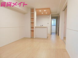 ラ　サクラーレI 2階1LDKのリビング/ダイニング