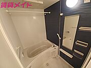 同型反転部屋写真です。