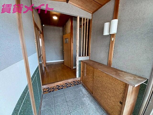 玄関