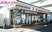 セブンイレブン鈴鹿白子駅前店 69m