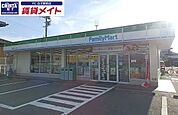 ファミリーマート鈴鹿ひばりケ丘店 769m