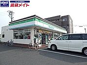ファミリーマート鈴鹿末広南店 354m