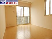 別部屋反転参考写真です