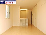 別部屋反転参考写真です