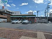 ファミリーマート 宇治山田駅店 600m