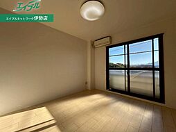 メゾンクレール 3階ワンルームのリビング/ダイニング