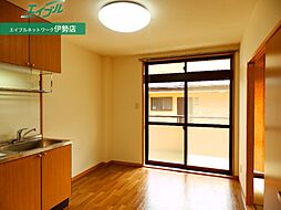 サニーハイツ 2階2DKのリビング/ダイニング