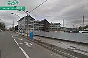 伊勢市立厚生小学校 1132m