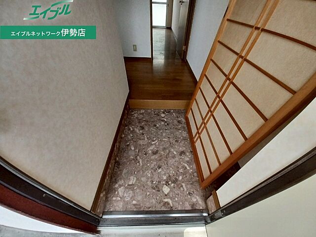 玄関