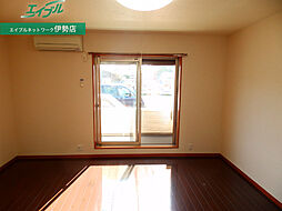 サニーヒル玉城 1階1LDKのリビング/ダイニング