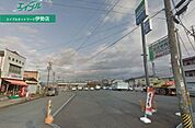 ファミリーマート近鉄宮町駅前店 898m