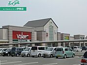 バローミタス伊勢店 854m