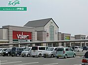 バローミタス伊勢店 458m