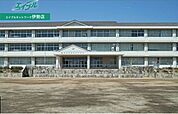 志摩市立鵜方小学校 1032m