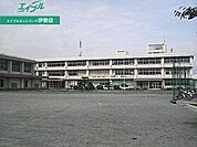 伊勢市立桜浜中学校 2708m