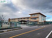 松阪市立三雲中学校 3310m