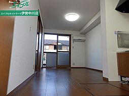 ル・モンド・グランデ　Ｂ 1階2DKのリビング/ダイニング