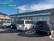 ファミリーマート津久居中町店 292m