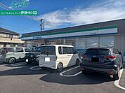 ファミリーマート津久居中町店 640m