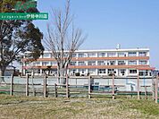 松阪市立鵲小学校 1622m
