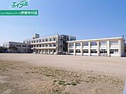 松阪市立小野江小学校 596m