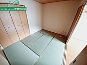 別部屋反転参考写真です