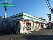 ファミリーマート津高茶屋店 378m