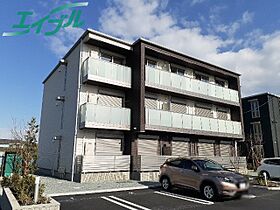 ラフィーネS E305 ｜ 三重県松阪市鎌田町（賃貸マンション1LDK・2階・52.90㎡） その1