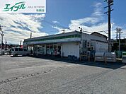 ファミリーマート松阪学園前店 377m