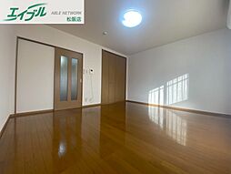 ヴェルドミール 1階1Kのリビング/ダイニング