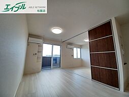 ディーシャンブル大黒田III 1階2LDKのリビング/ダイニング