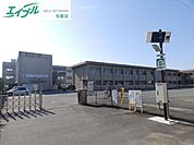 松阪市立花岡小学校 1136m