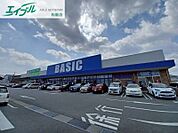 ベーシック松阪川井町店 1165m