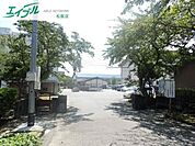 松阪市立鎌田中学校 964m