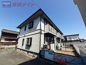 三重県松阪市嬉野中川町（賃貸アパート2LDK・1階・49.14㎡） その1