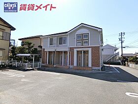 三重県津市美川町（賃貸アパート1LDK・2階・41.98㎡） その1