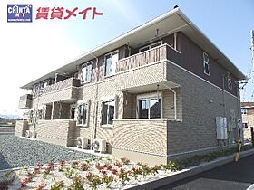 三重県津市一志町片野（賃貸アパート2LDK・2階・54.67㎡） その1