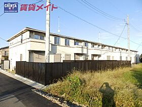 三重県津市庄田町（賃貸アパート2LDK・2階・58.21㎡） その1