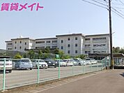 津市立久居中学校 700m