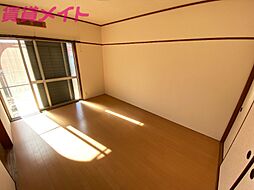 近鉄大阪線 榊原温泉口駅 徒歩5分の賃貸アパート 2階2DKのリビング/ダイニング