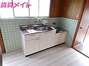 同型写真です